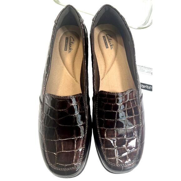 Clarks Womens 8 M Brown Croc Patent Leather Loafter Slip On 26102166 $125.00 - Picture 10 of 11